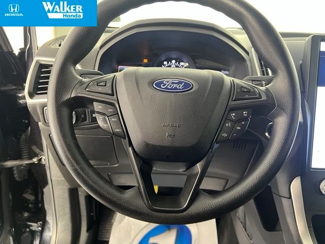 Used 2023 Black Ford SE image 23