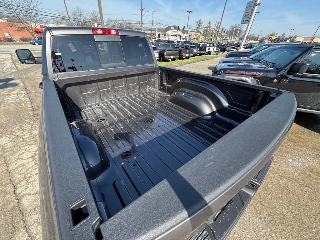New 2026 Granite Crystal Metallic Clearcoat RAM Tradesman image 8
