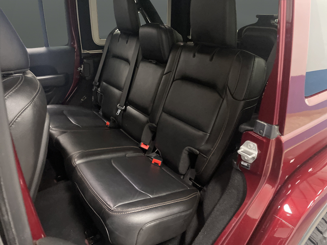 Used 2021 Snazzberry Pearlcoat Jeep Unlimited Rubicon 392 image 30