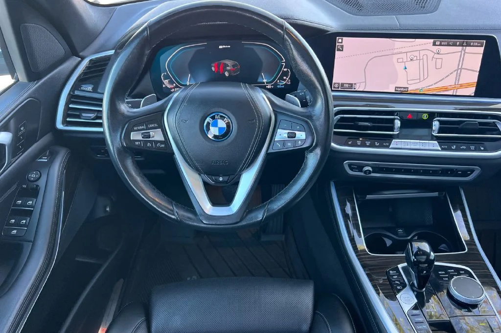 Used 2023 White BMW xDrive45e image 16