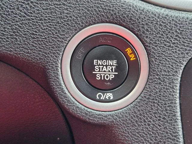 Used 2023 Red Dodge SXT image 20