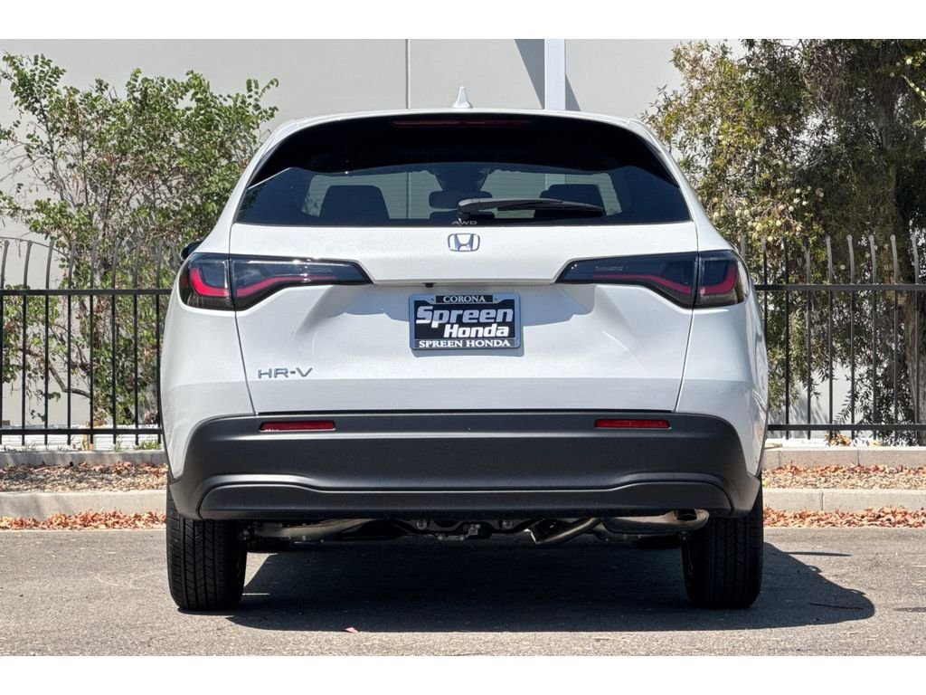 New 2027 Platinum White Pearl Honda LX image 5