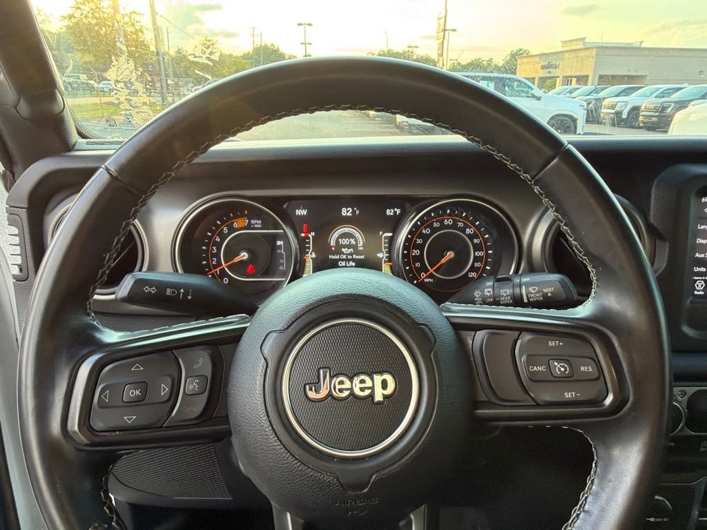 Used 2021 White Jeep Unlimited Sport image 19