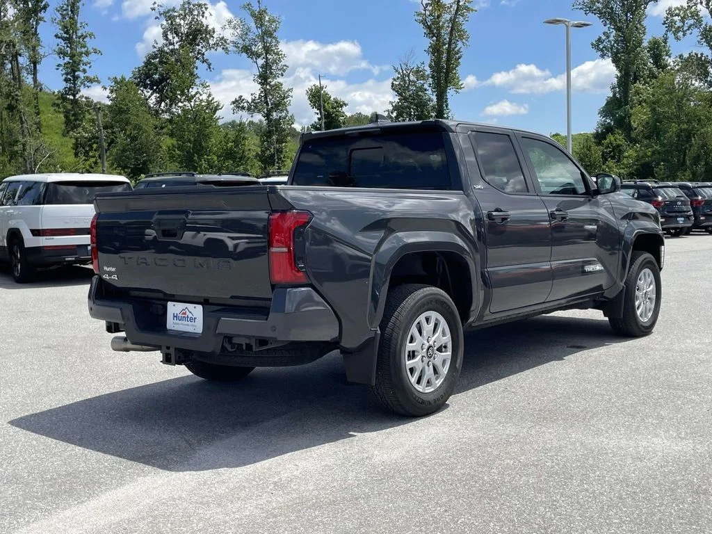 2024 Toyota Tacoma SR5 - Photo 29