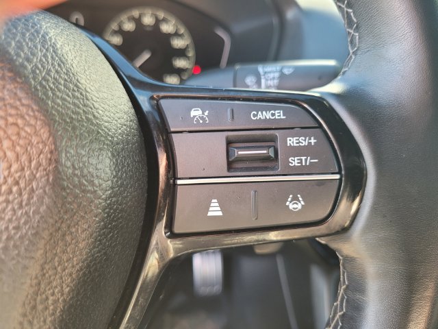 Used 2024  Honda Sport image 27