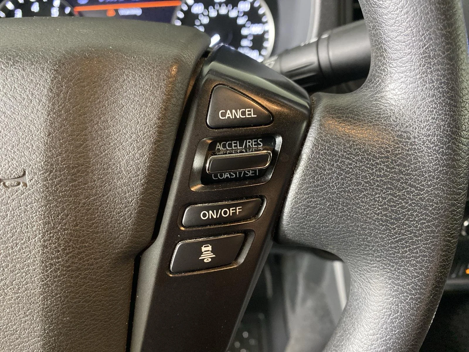 Used 2022 Wh Nissan S image 15