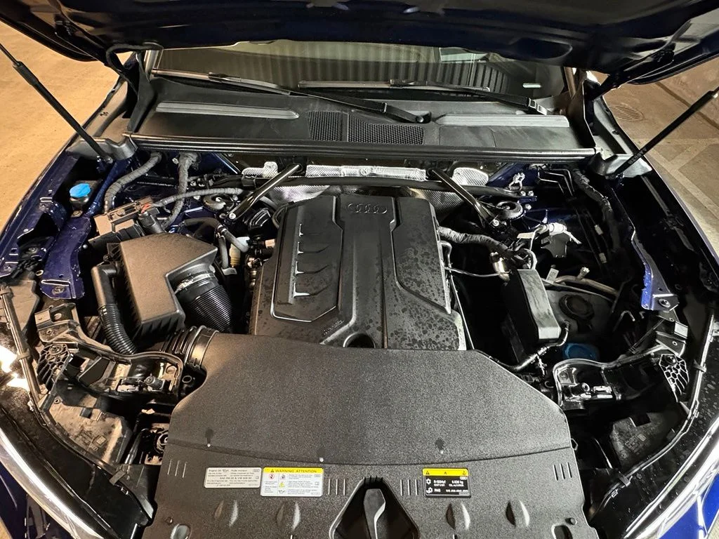 New 2026 Navarra Blue Metallic Audi 2.0T Prestige image 31
