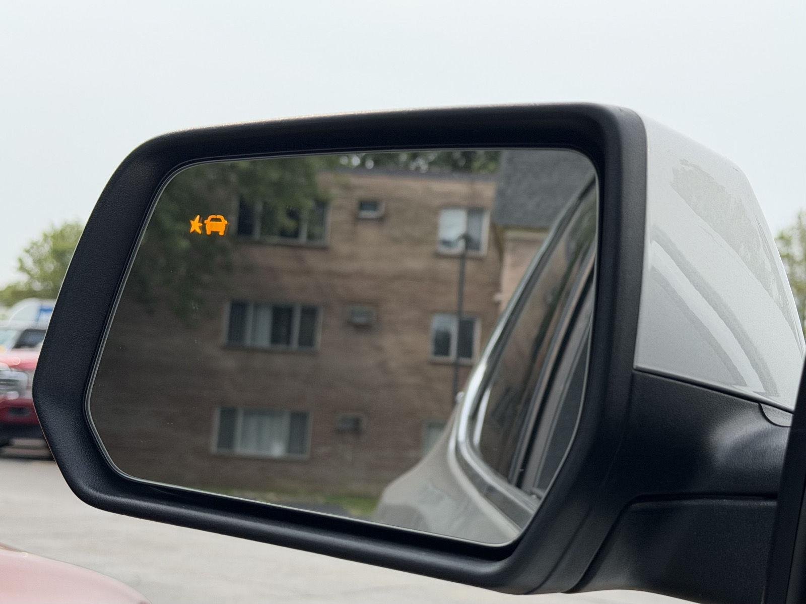 Used 2020 Quicksilver Metallic GMC SLE image 9