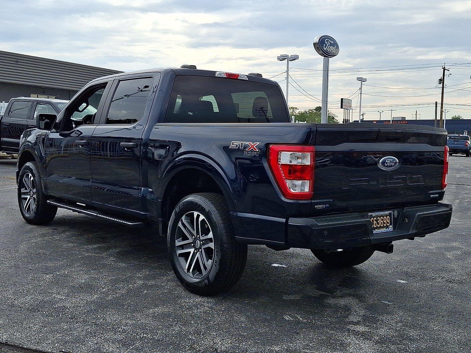 Used 2023 Blue Ford XL image 4