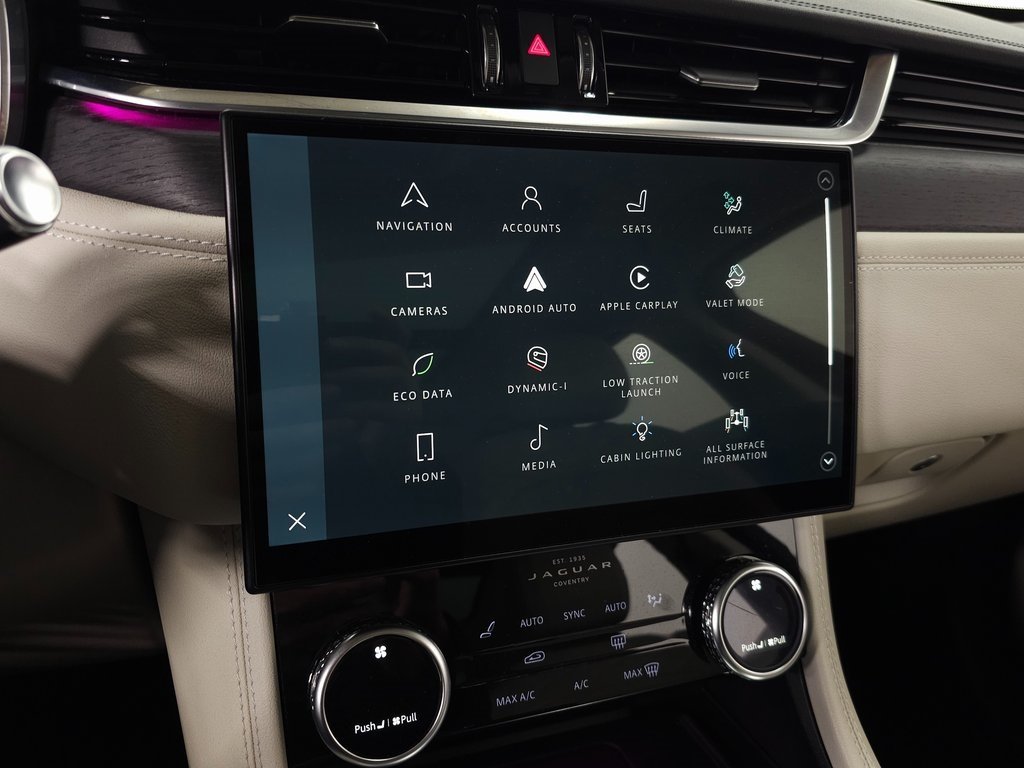 2022 JAGUAR F-PACE - Image 26