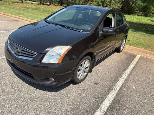 Used 2011 Black Nissan 2.0 SL image 21