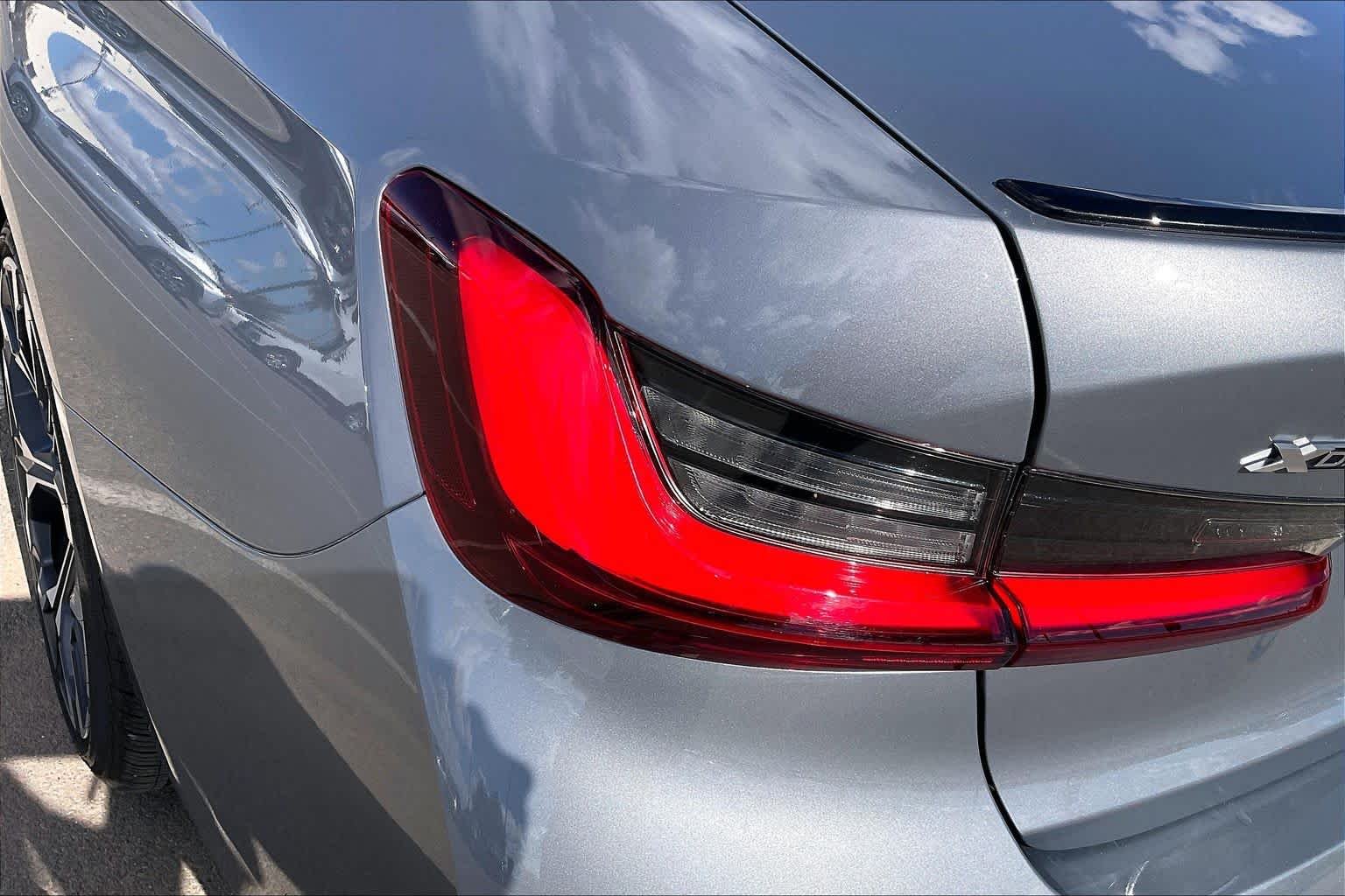 Used 2025 Skyscraper Grey Metallic BMW M340i xDrive image 28