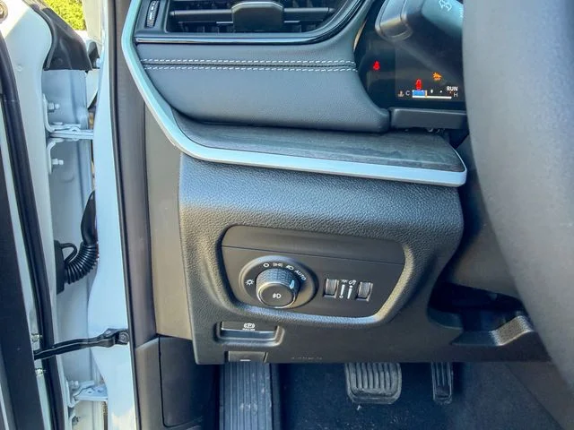 New 2026 Bright White Clearcoat Jeep Limited image 19