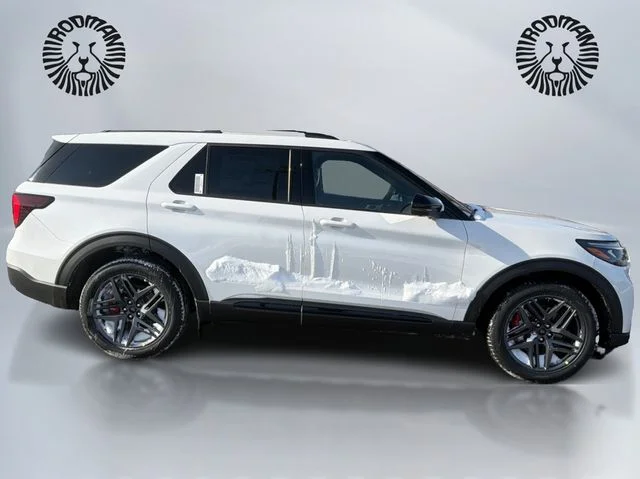 New 2026 Star White Metallic Tri-Coat Ford ST image 5