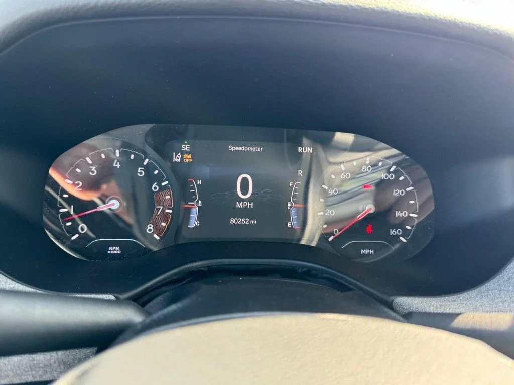 Used 2024 Blue Jeep Latitude image 22
