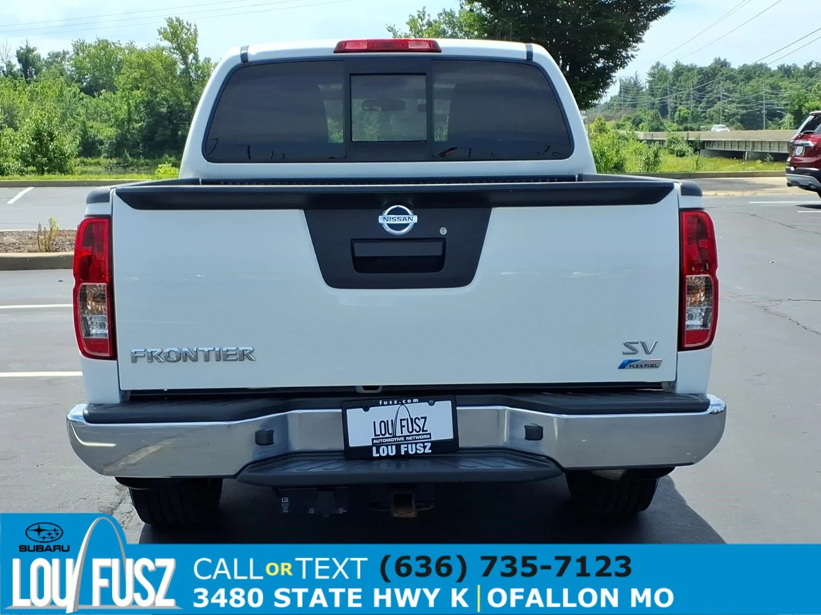 Used 2019 Glacier White Nissan SV image 28
