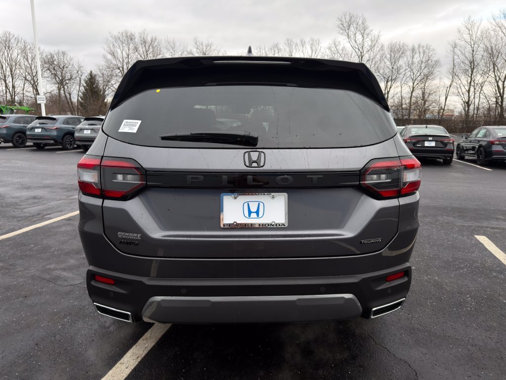New 2026 Modern Steel Metallic Honda Touring image 4