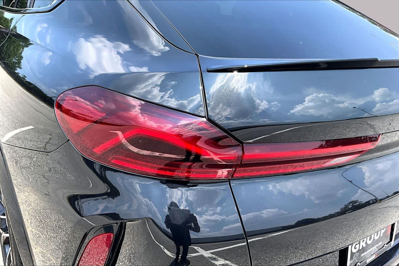 Used 2022 Black Sapphire Metallic BMW  image 29