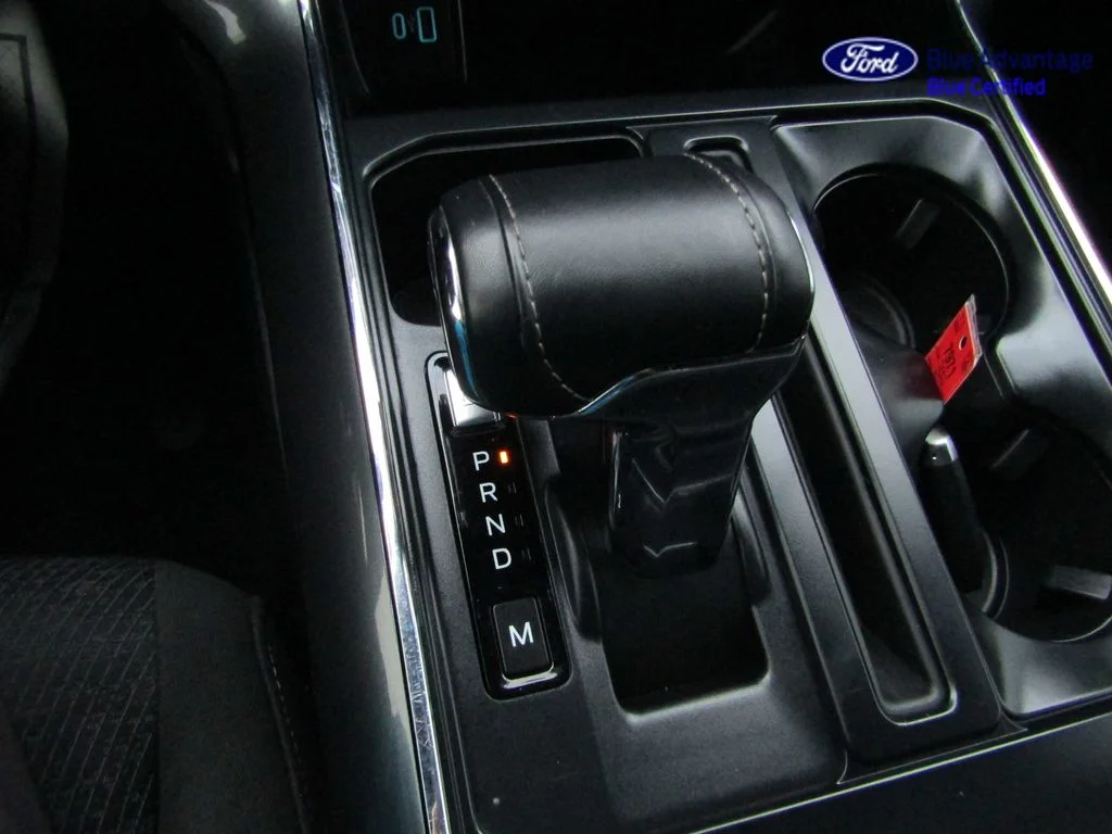 Certified Used 2023 Oxford White Ford XLT image 17