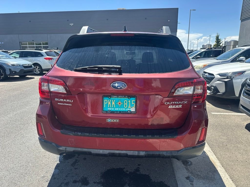 Used 2017 Red Subaru 2.5i Premium image 8