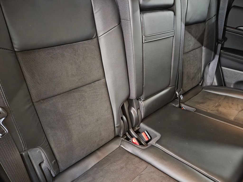 Used 2021 Gray Jeep Laredo X image 19