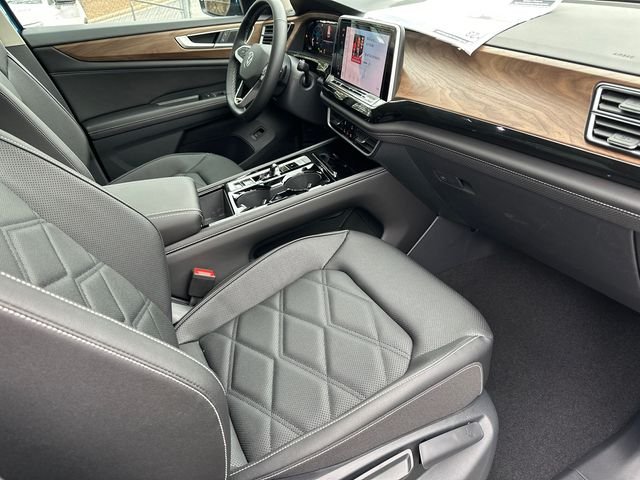 New 2026 Blue Volkswagen 2.0T SE w/Technology image 31