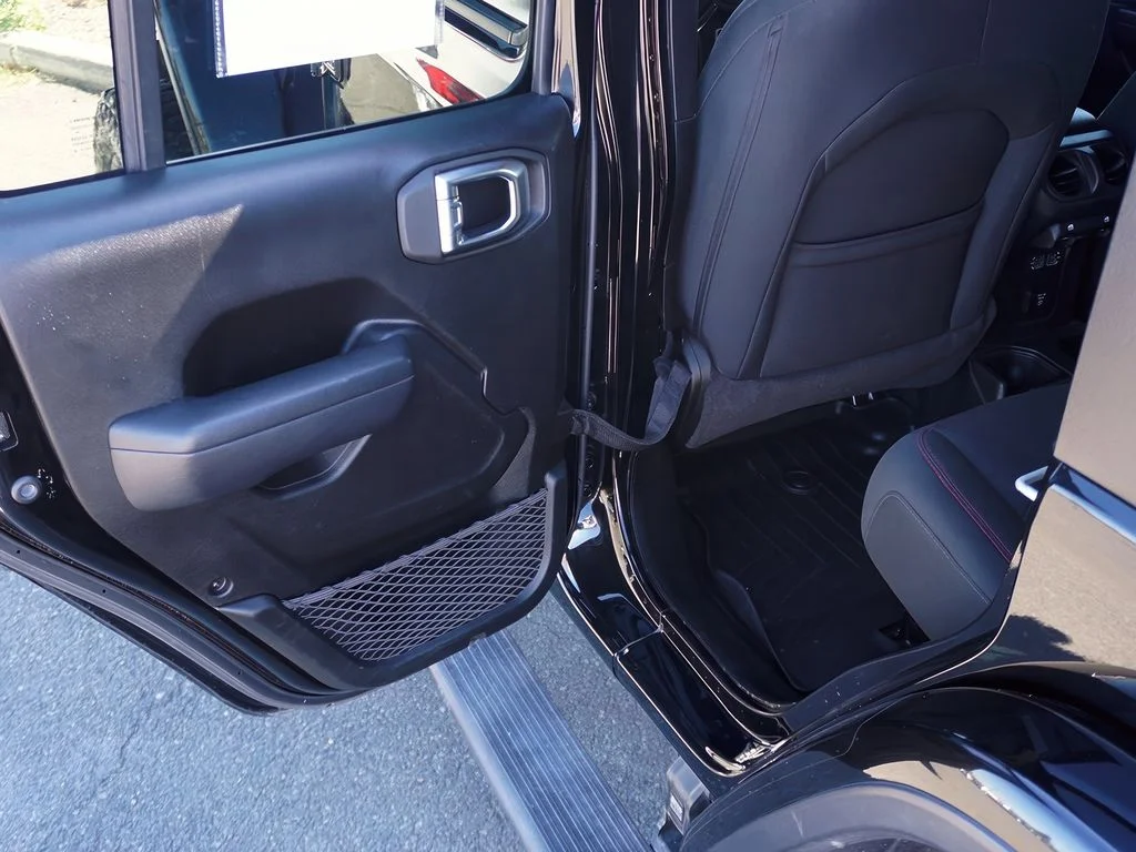 2023 Jeep Wrangler 4-Door Rubicon - Photo 32