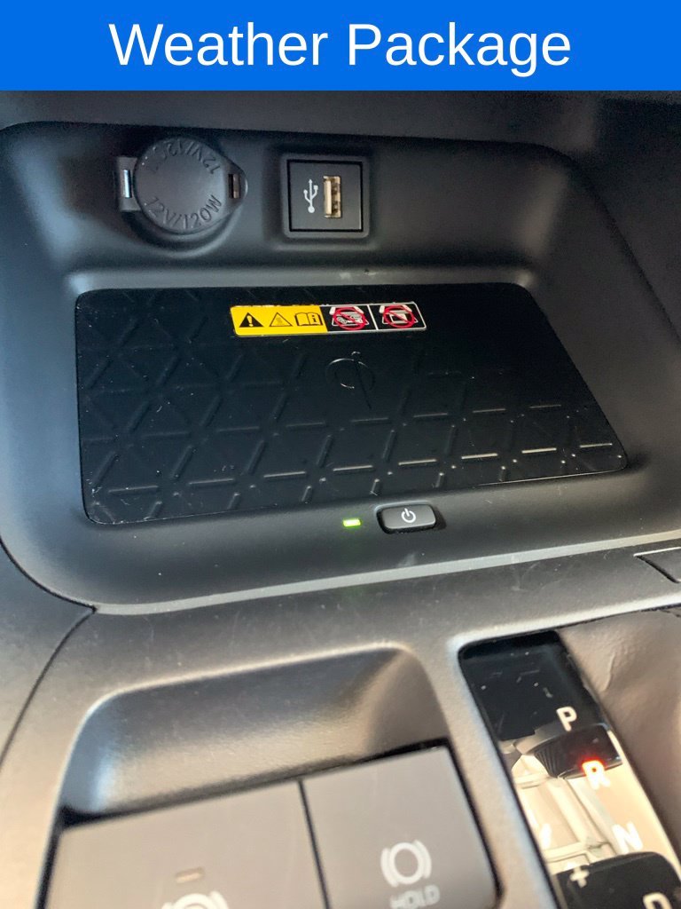 2024 Toyota RAV4 XLE Premium - Photo 9