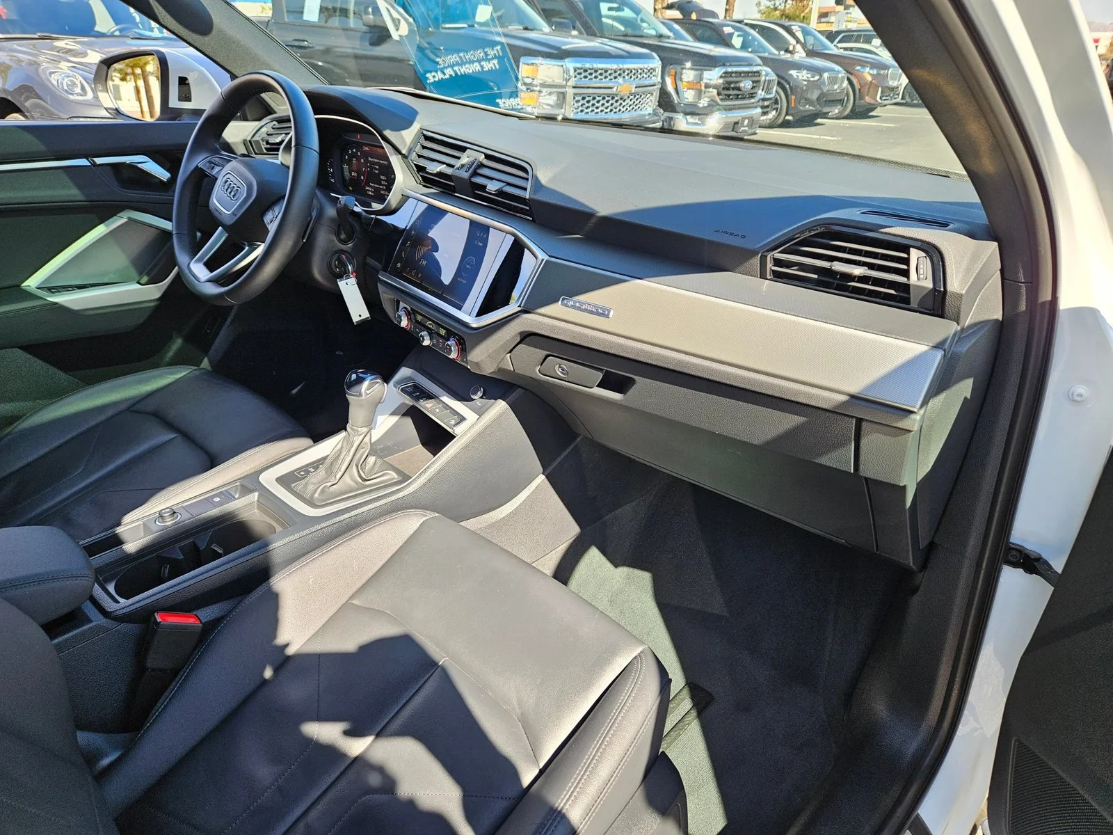 Used 2025 Glacier White Metallic Audi S line Premium image 20