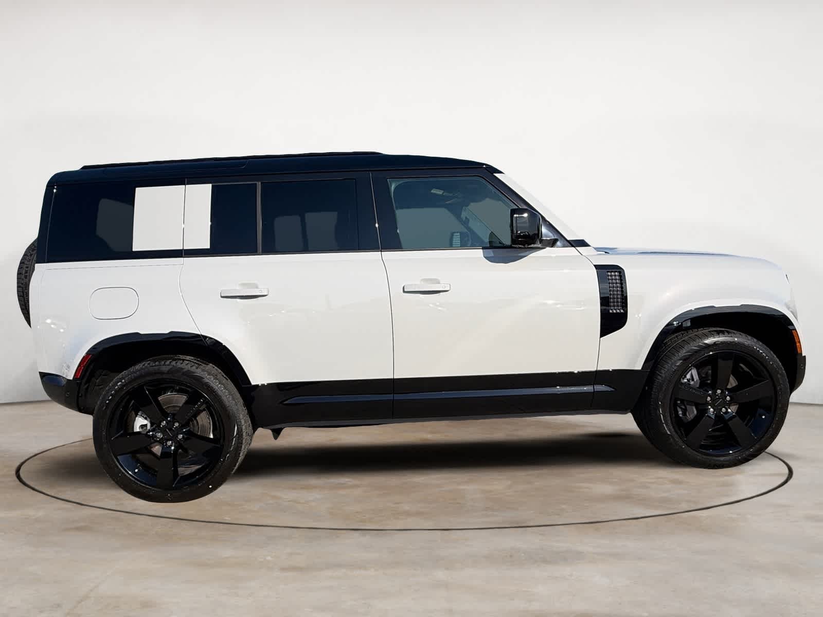 New 2026  Land Rover X-Dynamic SE image 6