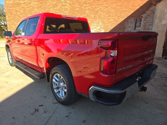 Used 2023 Red Chevrolet LT image 5