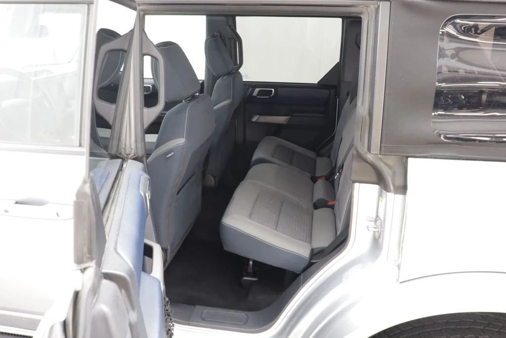 Used 2023 Silver Ford Outer Banks image 14