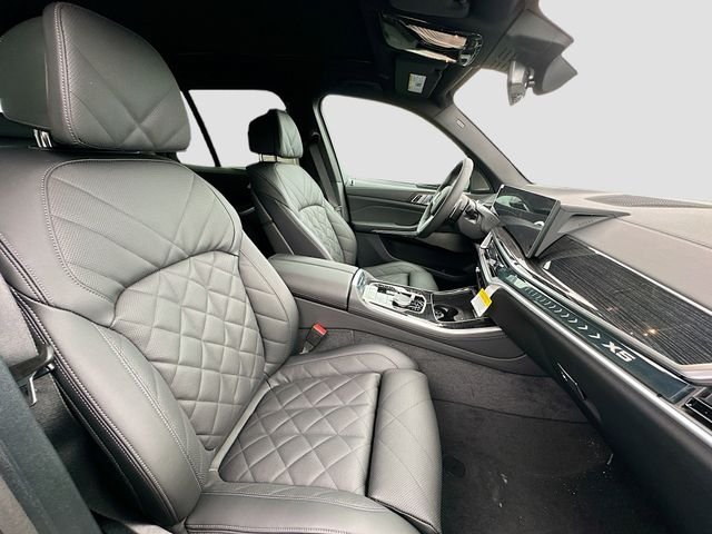 New 2026 Black BMW sDrive40i image 20