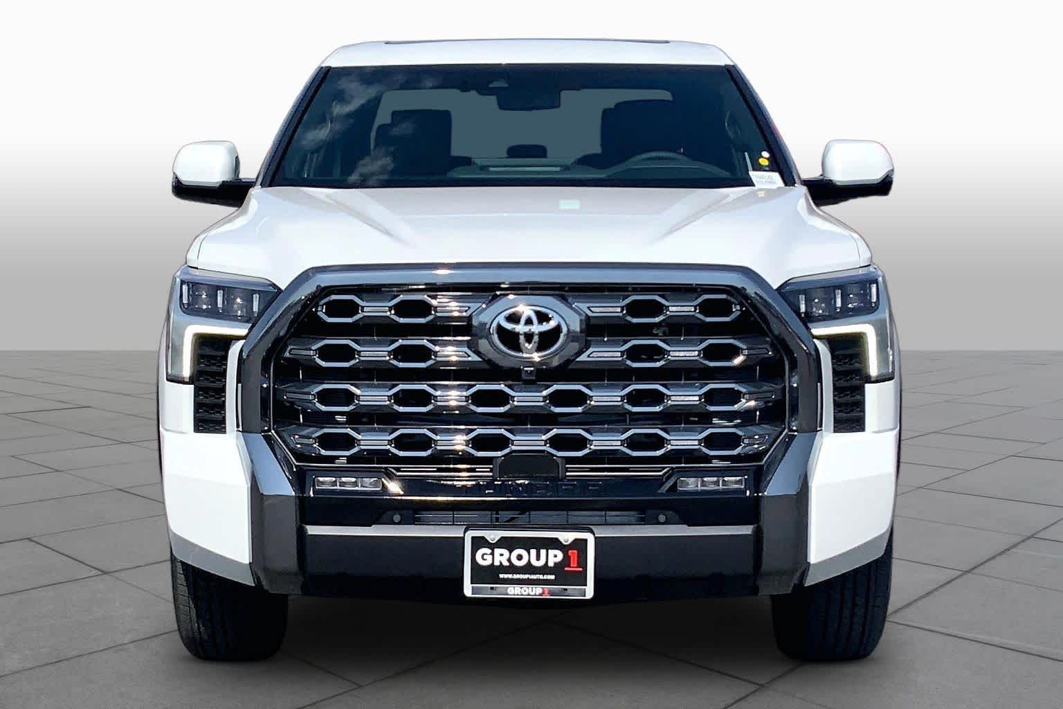 New 2026 Wind Chill Pearl Toyota Platinum image 3