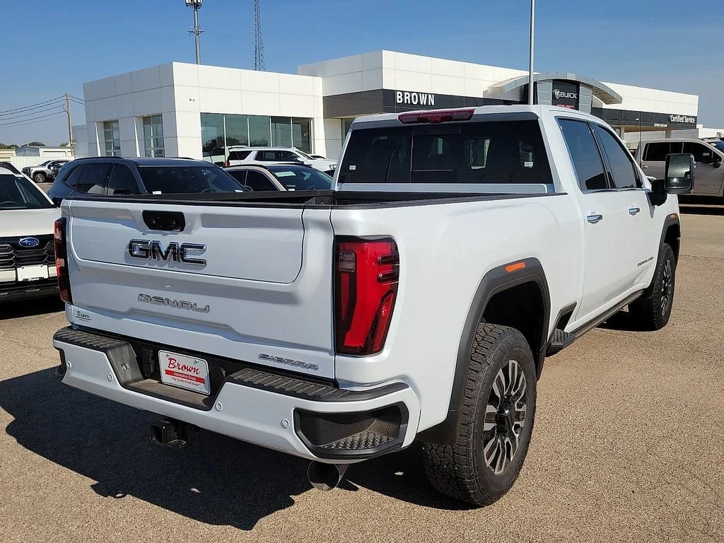 2026 GMC Sierra 2500HD Denali Ultimate - Photo 10