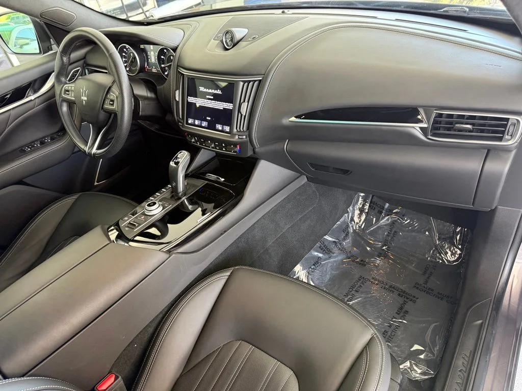 Certified Used 2023 Grigio Maratea Metallic Maserati GT image 15