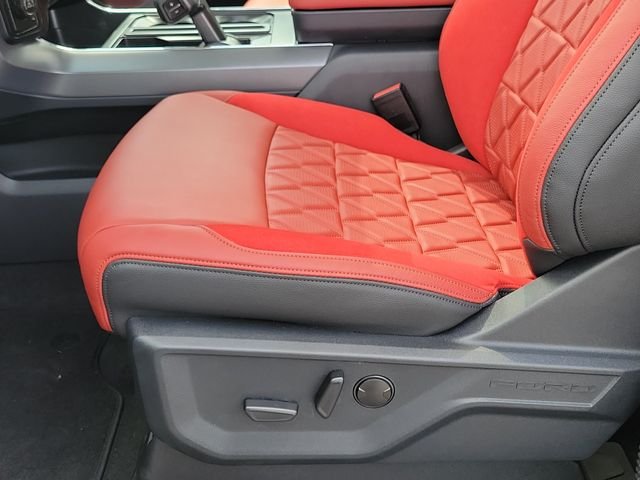 New 2026 Agate Black Metallic Ford XLT image 18