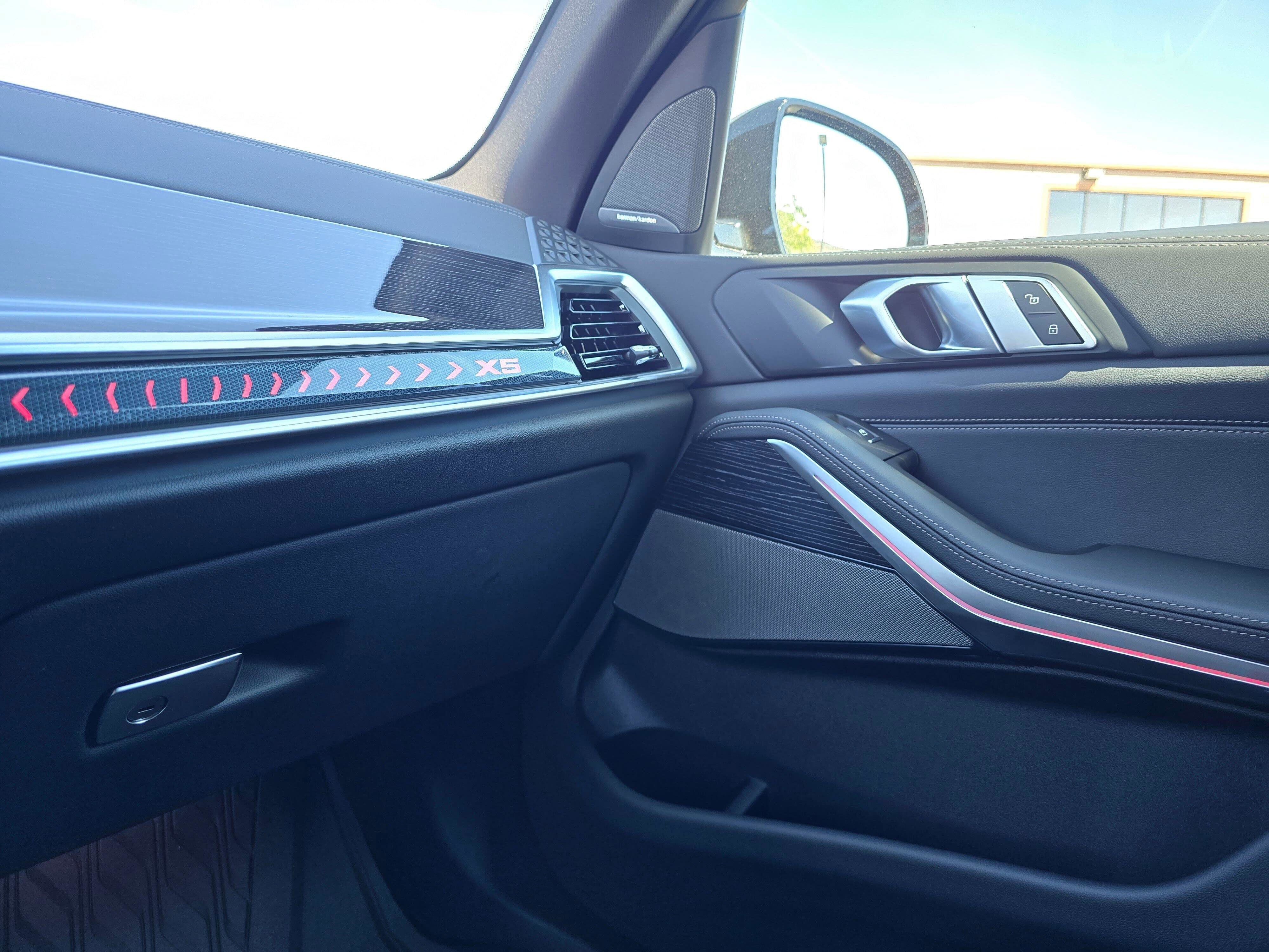 New 2026 Dravit Grey Metallic BMW xDrive40i image 26