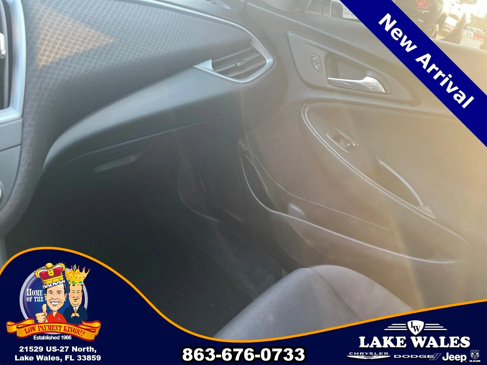 Used 2022 White Chevrolet LT image 12