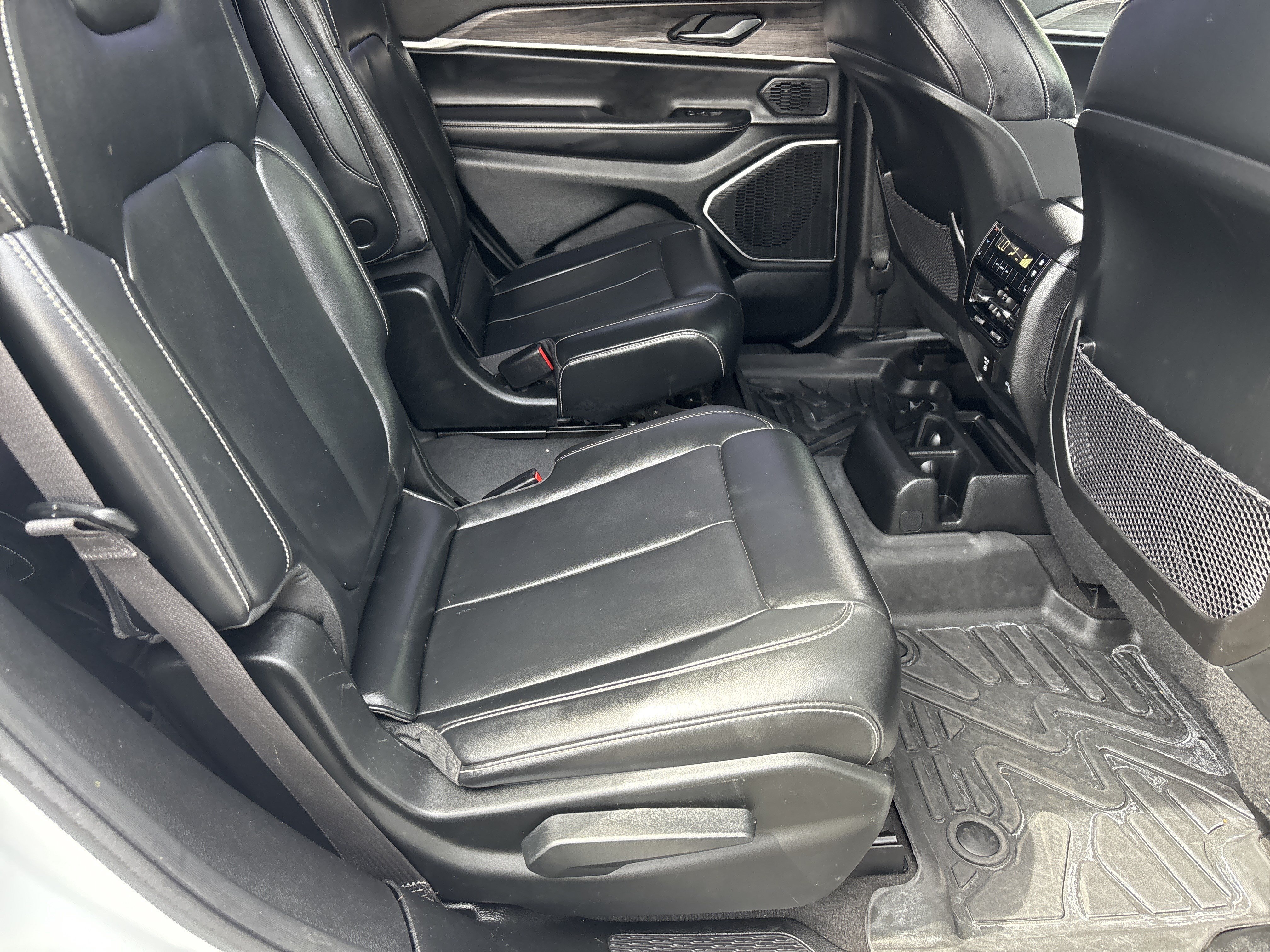 2021 Jeep Grand Cherokee L Limited - Photo 11