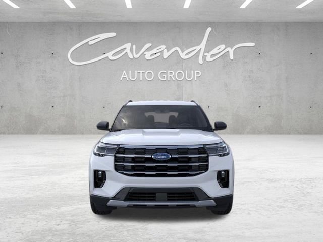 New 2026 Space White Metallic Ford Active image 7