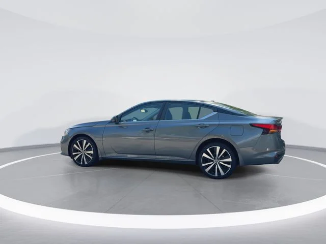 Used 2020 Gray Nissan 2.5 SR image 6