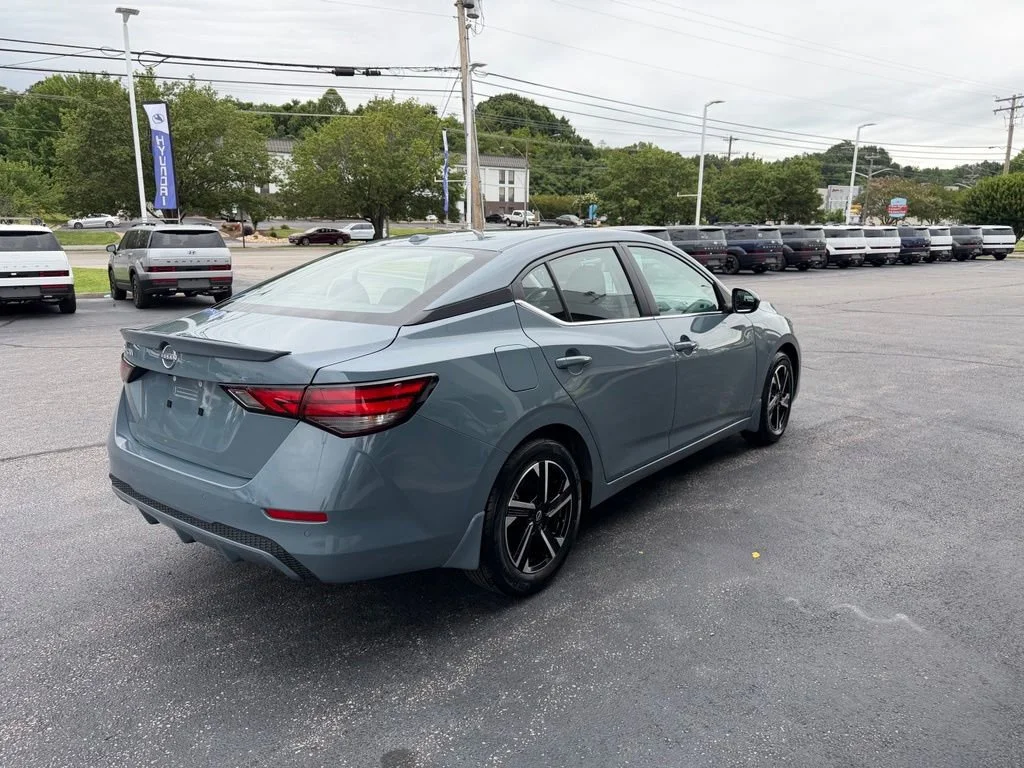 Used 2025 Gray Nissan SV image 5