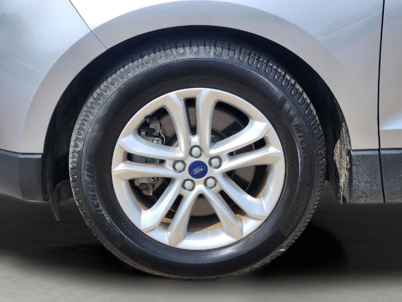 Used 2020 Iconic Silver Ford SEL image 9