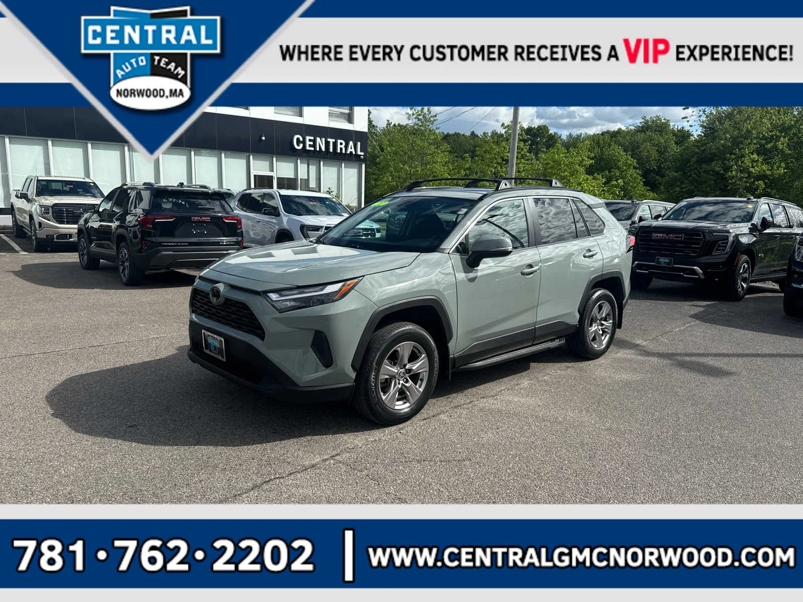 2022 Toyota RAV4 XLE
