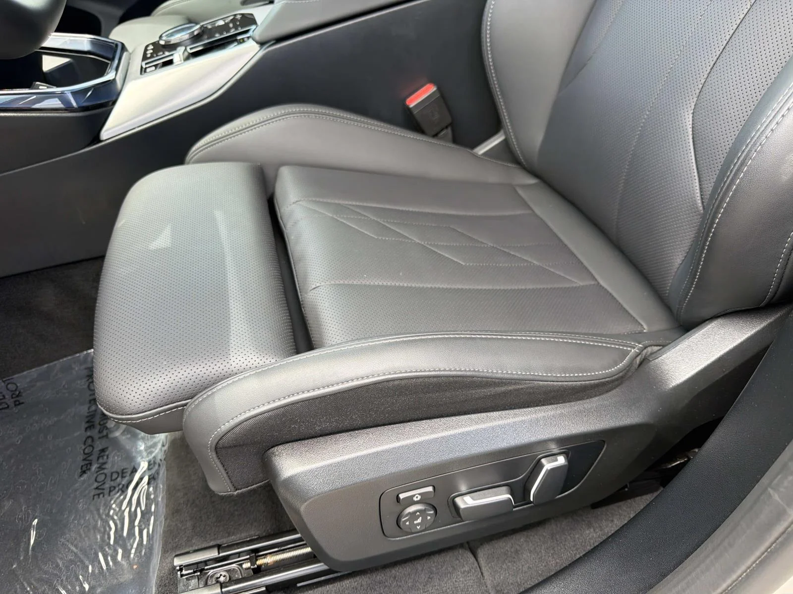 Used 2026 Dune Grey Metallic BMW M50 xDrive Sports Activity Vehicle image 16