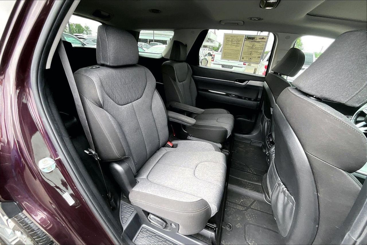 Used 2021 Sierra Burgundy Hyundai SEL image 27