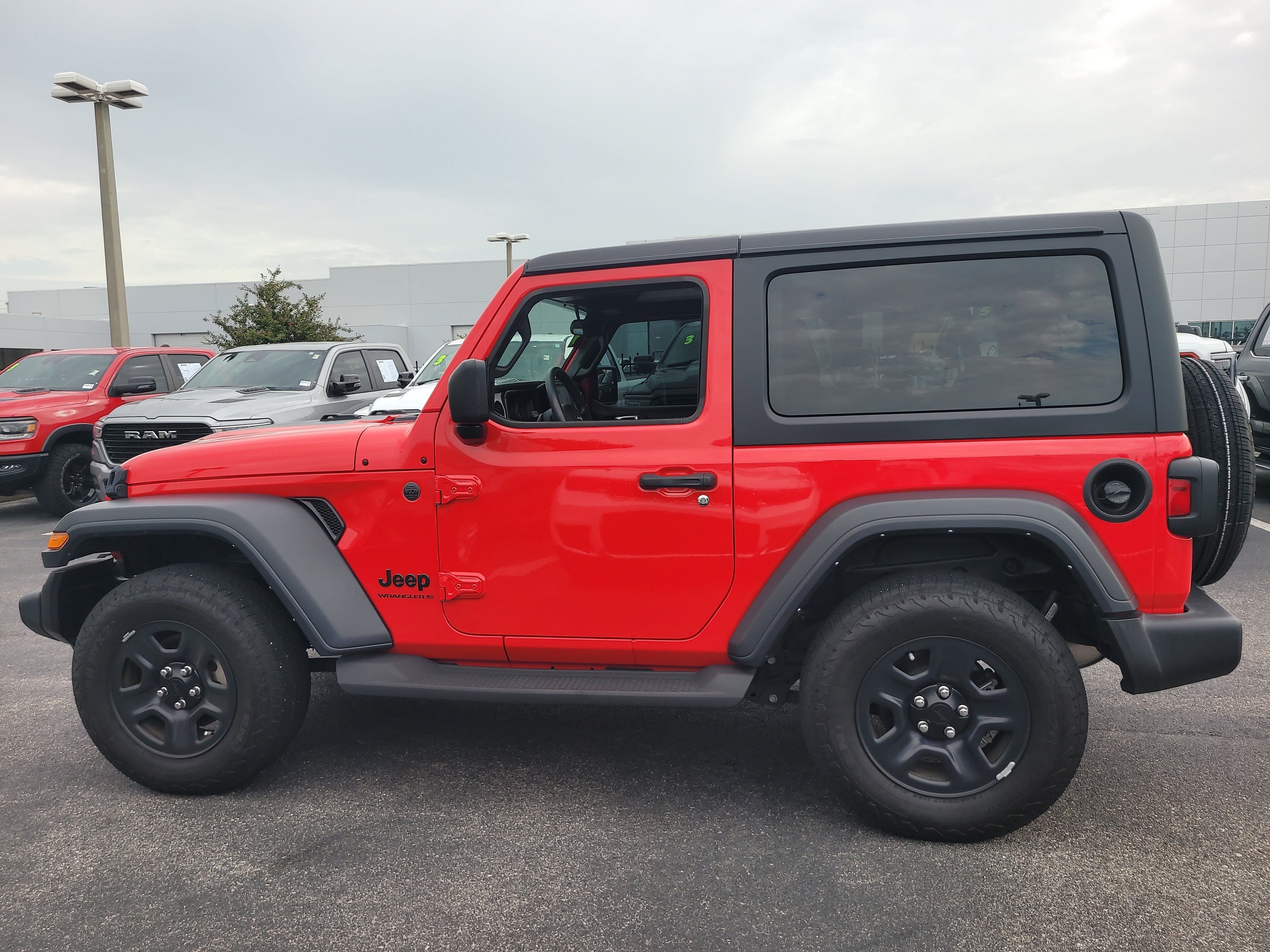 Used 2024 Firecracker Red Clearcoat Jeep Sport image 8
