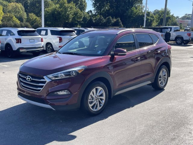 Used 2017 Ruby Hyundai Eco image 3