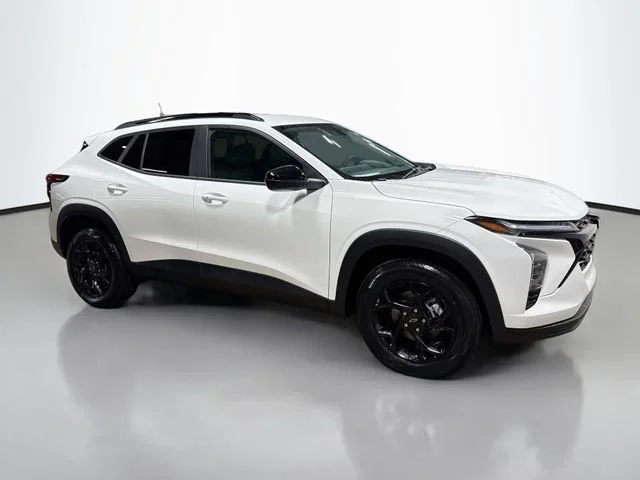 2026 Chevrolet Trax LT - Photo 6